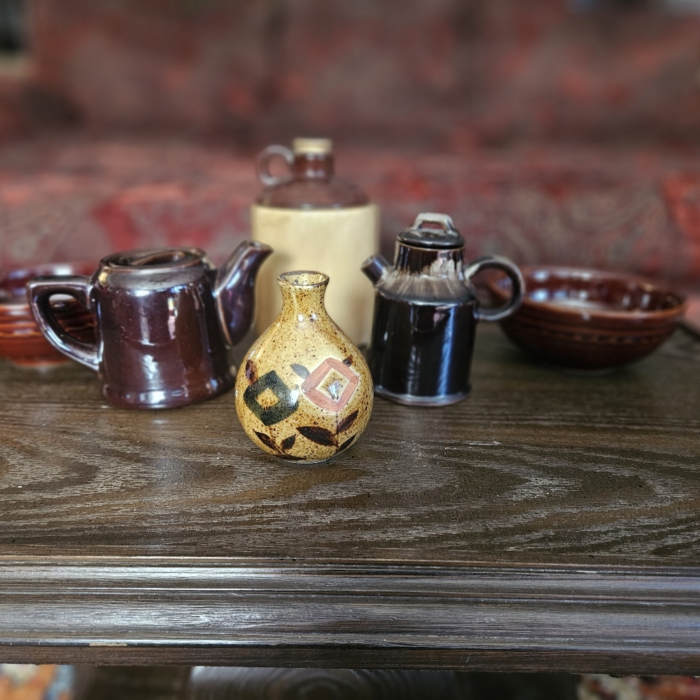 Vintage drip pottery Lot